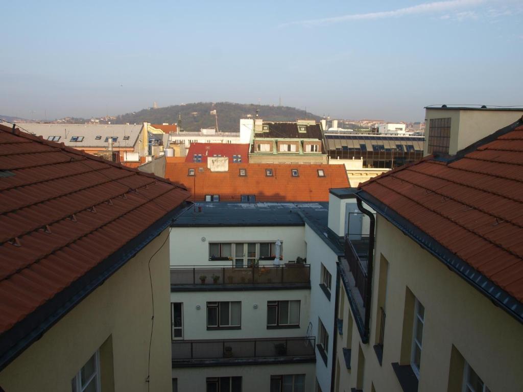 Church Pension Praha - Husuv Dum Εξωτερικό φωτογραφία